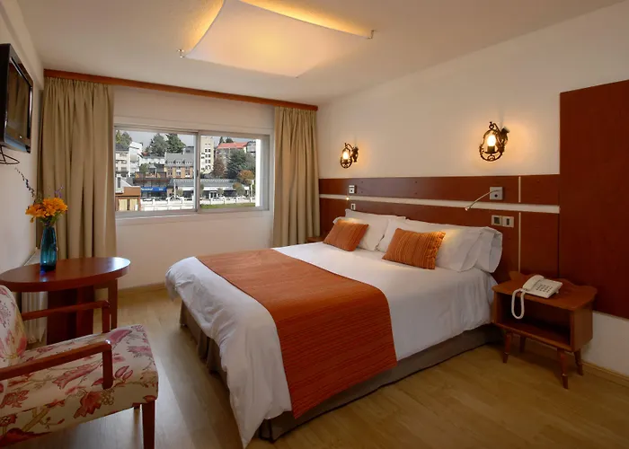 Ski hotel: Hotel Tirol