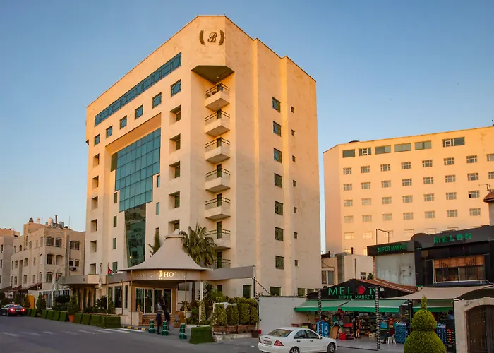 Luxury hotel only: Bristol Hotel