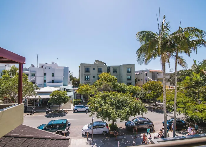 Beach Hotels Bella Casa Noosa