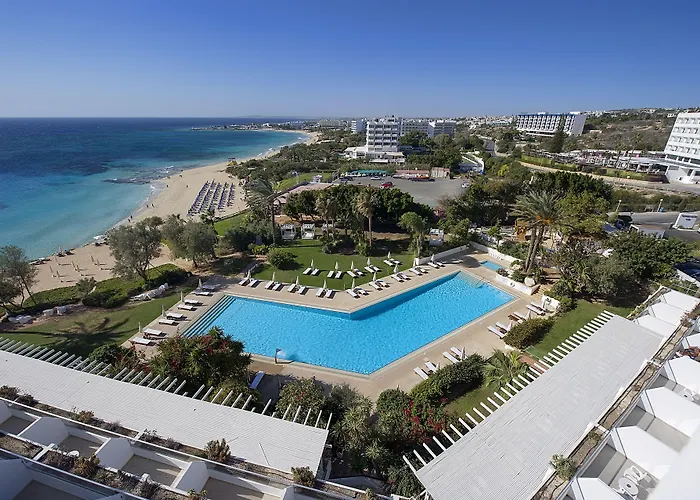 Family Hotel: Grecian Sands Hotel