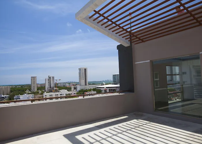 Hotel 4 estrelas: Wyndham Garden Cancun Downtown