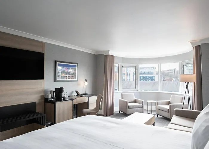 Sandman Signature Quays