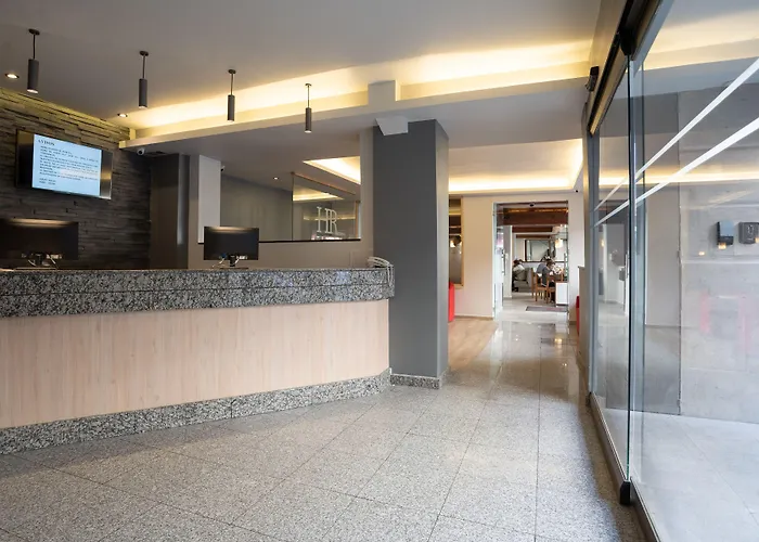 Beach hotel: Hotel Roble