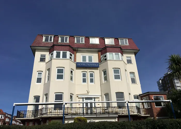 Hotel Riviera By The Sea