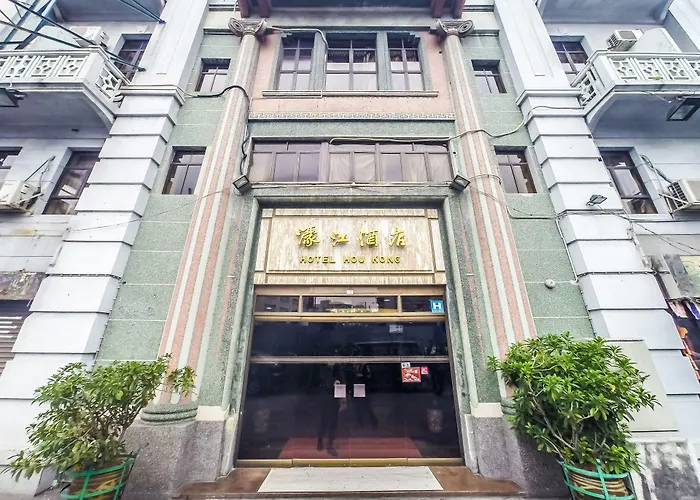 Family resorts Hou Kong