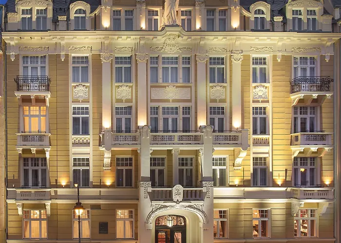 Hotel céntrico: Luxury Spa Hotel Olympic Palace