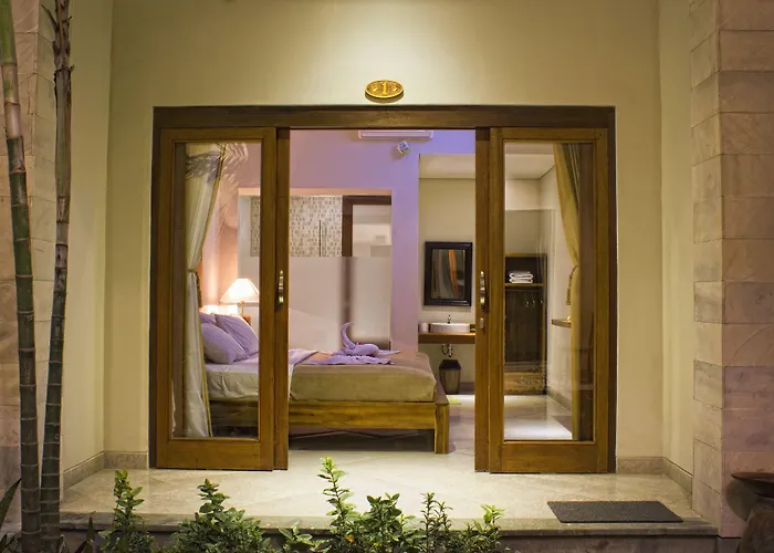 Cheap hotel: Sura Inn Ubud