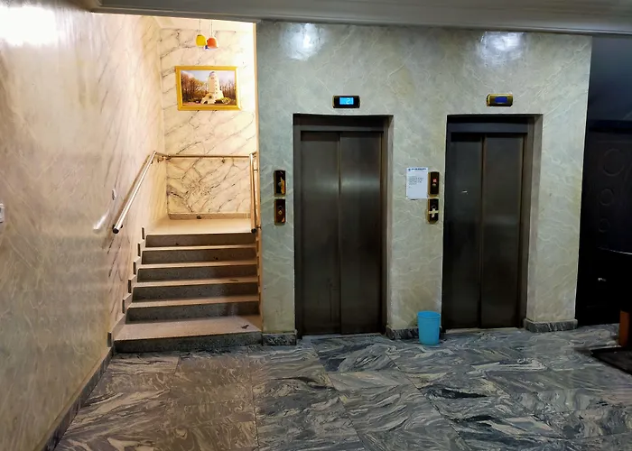 Laps New World Hotel