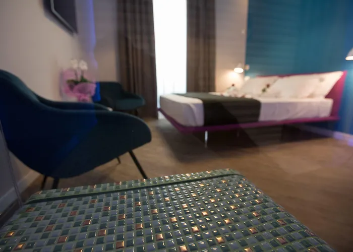  Ara Suite