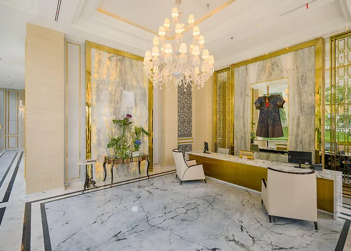 Hotel Jacuzzi: Art Deco Luxury Hotel&Residence