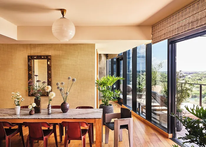 Hotel suites Austin Proper , A Member Of Design s