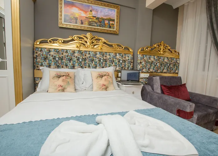 Cheap hotels Atlantis Royal