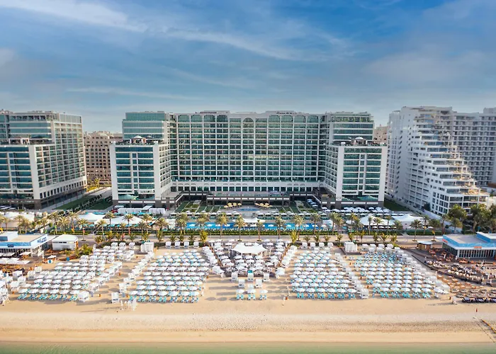 Beach Hotels Hilton Dubai Palm Jumeirah
