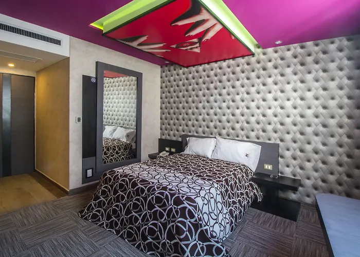  Zaragoza Inn Boutique
