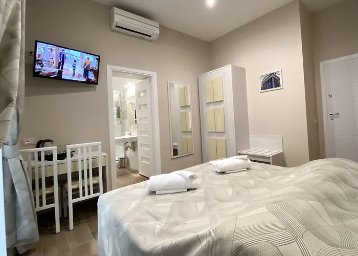 Hotelier 51