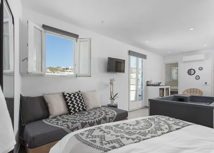  Little Venice Villas
