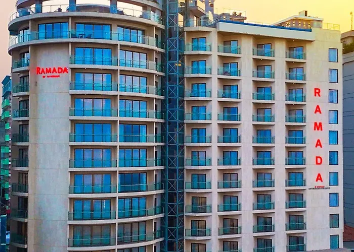 Ramada By Wyndham Cox'S Bazar Kolatoli Beach