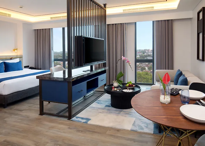 Luxury hotel only: Hotel Aruss Semarang