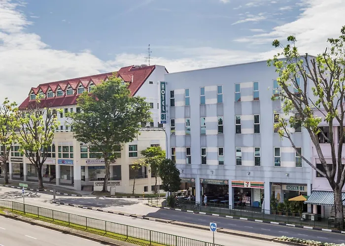 Cheap hotels 81 Kovan