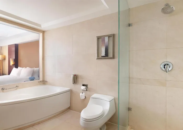 Radisson Blu New World