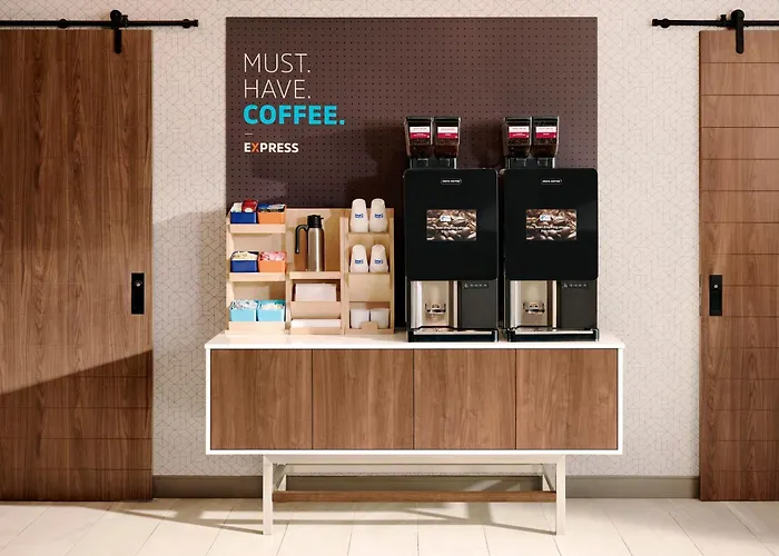 Holiday Inn Express By Ihg