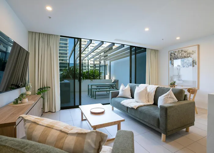 Hotels Close to Airport Iconic Kirra Beach