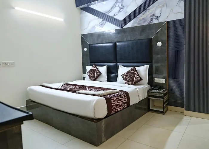 Hsp Suites - Near Igi Airport,