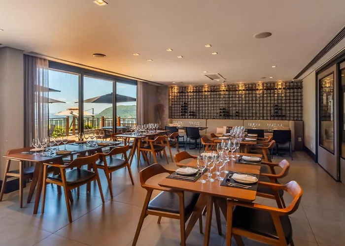 Chateau Laghetto Collection Oficial