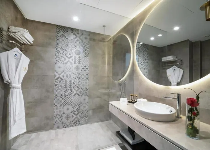 Hotel familiar: Petit Palace Suites Hotel