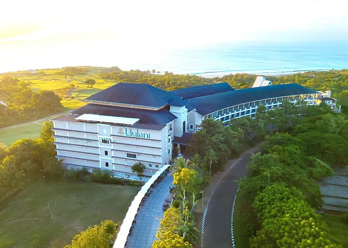 Luxury hotel only: The Ululani