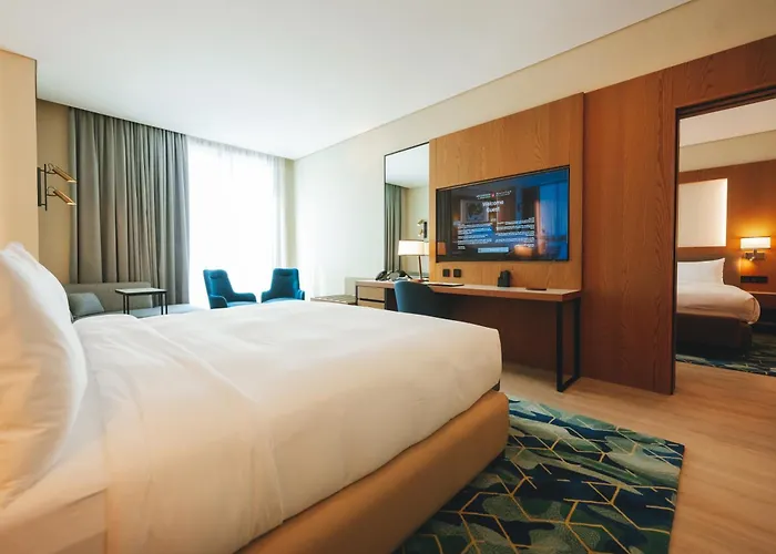 5 star hotel: Millennium Al Masar