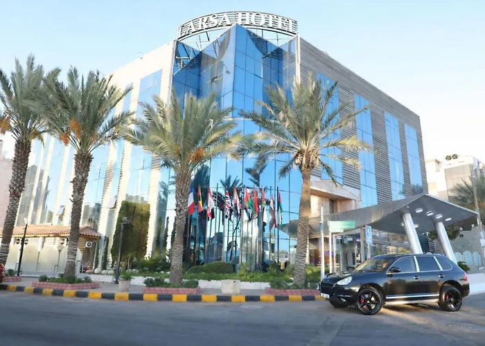 Larsa Hotel