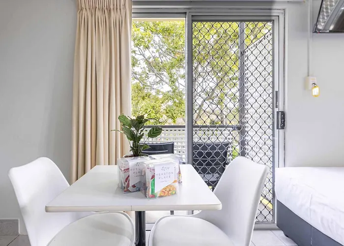 Motel: Herston Place Motel