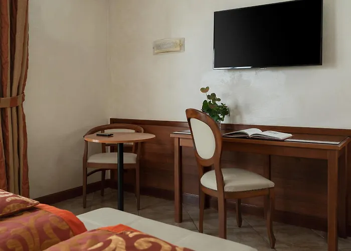 Pets Allowed Hotel Athena