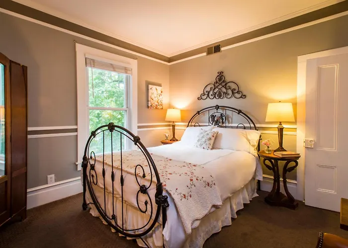 Bed and Breakfast Inn St Helena