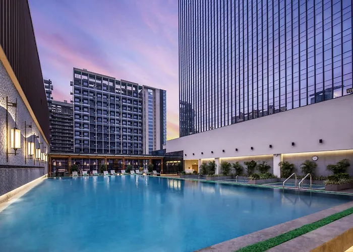 Doubletree By Hilton Longhua