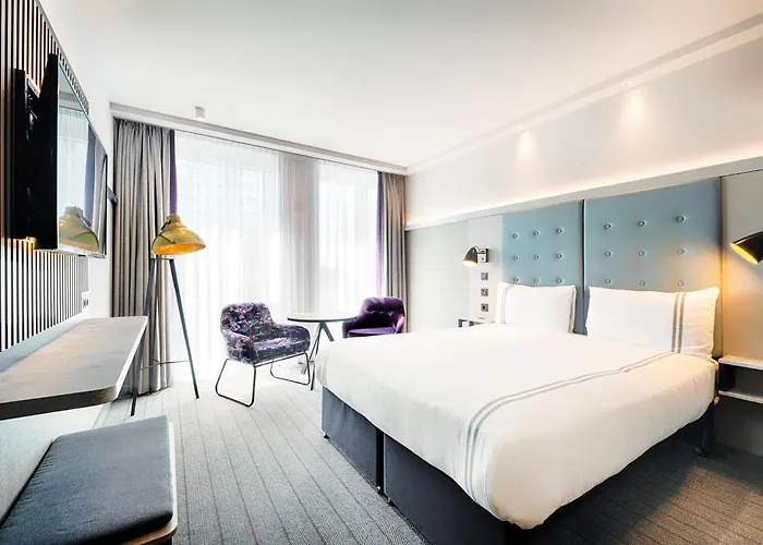 Hotel de 3 estrellas: Premier Inn Berlin Alexanderplatz