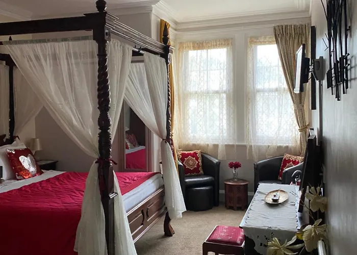 Cheap hotels Palms Guest House