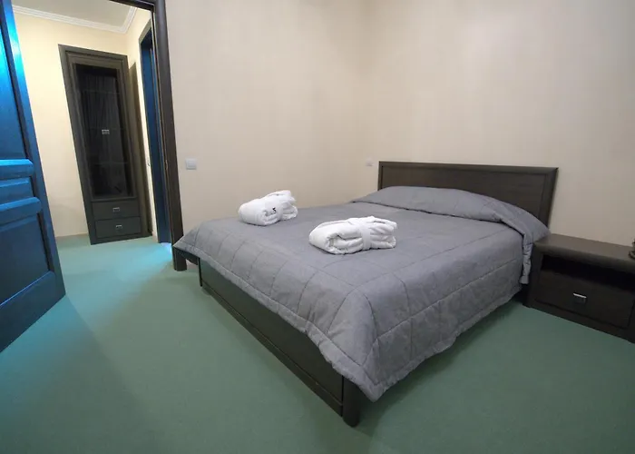Central hotel: Hotel Kyiv