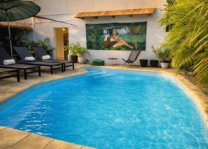 Sous Le Badamier Charming Guest House Grand Baie Pointe Aux Canonniers
