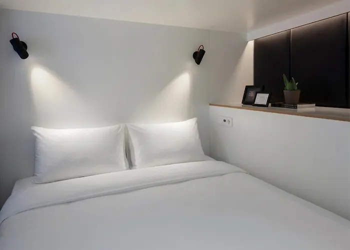 Boutique hotel only: Zoku Amsterdam