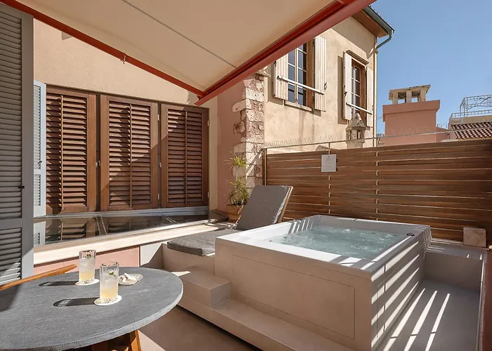 Domus Renier Boutique (Adults Only)