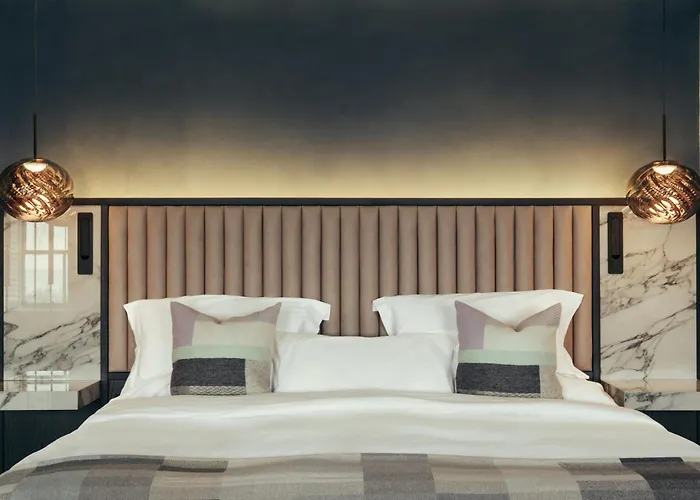 Lyla Rooms