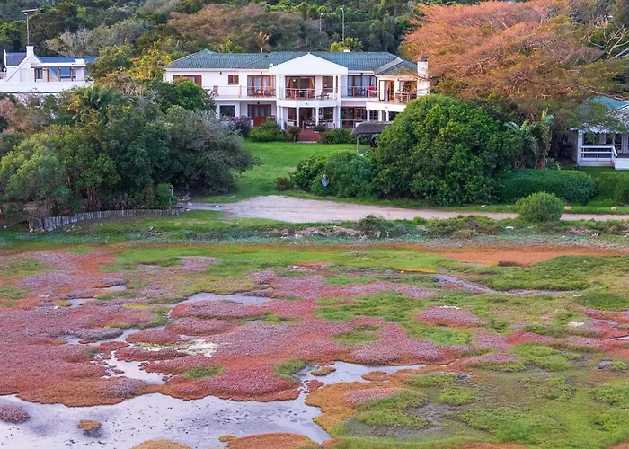 Waterfront Lodge
