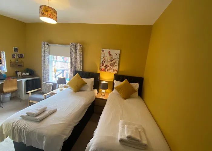 3 star hotels Grosvenor Place Guest House