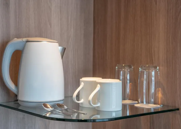Hotels With Four Stars Harbour Plaza Metropolis