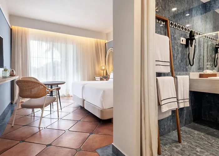 Ping Pong hotel: Melia Zahara Resort & Villas