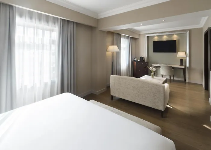 Hotel 5 Estrellas NH Collection A Coruña Finisterre