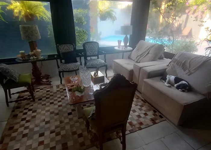 Pousada ZAUA House