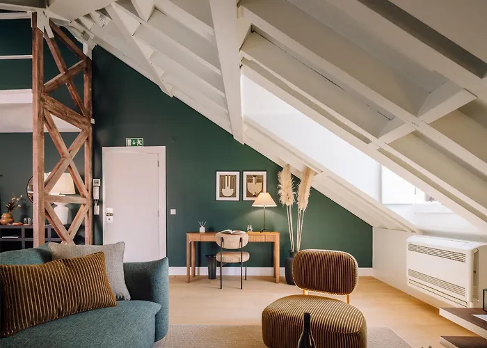 Ando Living - Abrantes 10 House